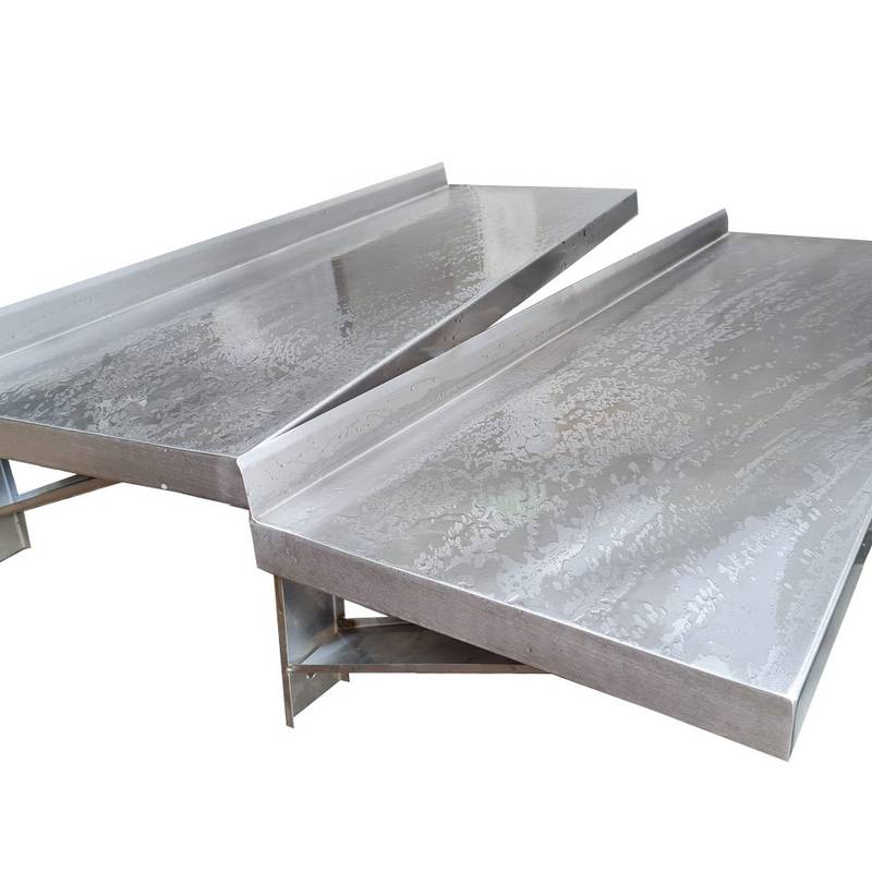 Prateleira Mão Francesa Aberta